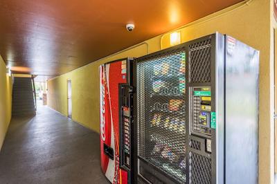 رد روف این کلومبوز فنیکس سیتی