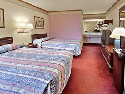 سوپر 8 رالای دونتون اسود