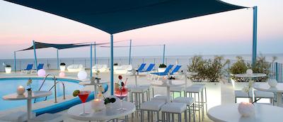 هتل ال پورتو بای پیر اند واکانسز