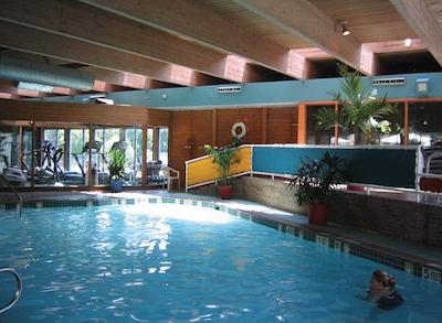 هلید این ویرجینیا بیچ-نرفلک