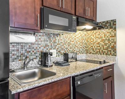 مینست سویتز پیتسبورگه آیرپرت