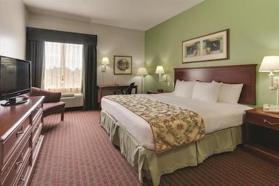 لا کوینتا این تامپا اسود