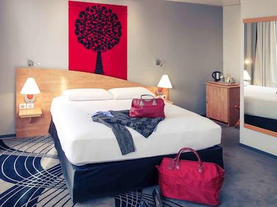 مرکور اپینال سنتر