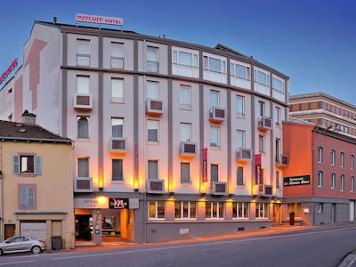 مرکور اپینال سنتر