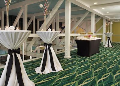 هلید این ویرجینیا بیچ-اُسینسید (21است است)