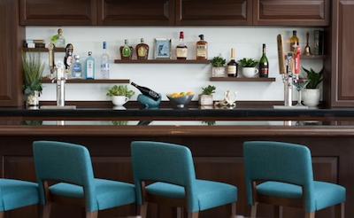 هلید این ویرجینیا بیچ-اُسینسید (21است است)