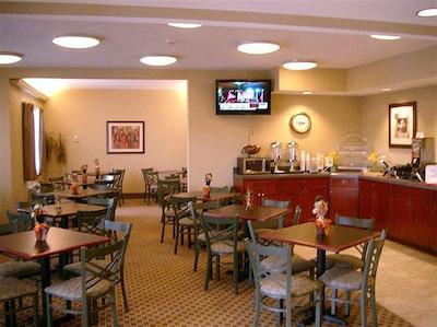 سورست پلاس بای بست وسترن لویسویل آیرپرت اکسپو