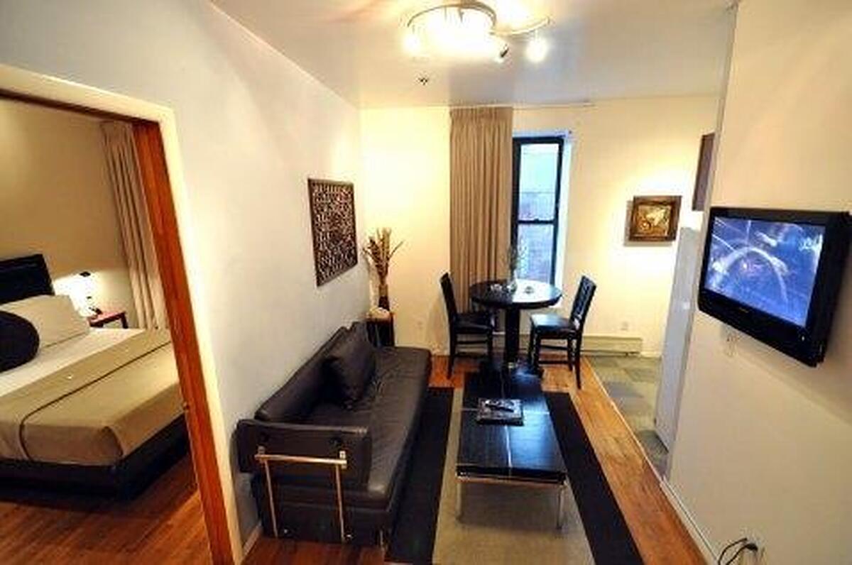 Off Soho Suites