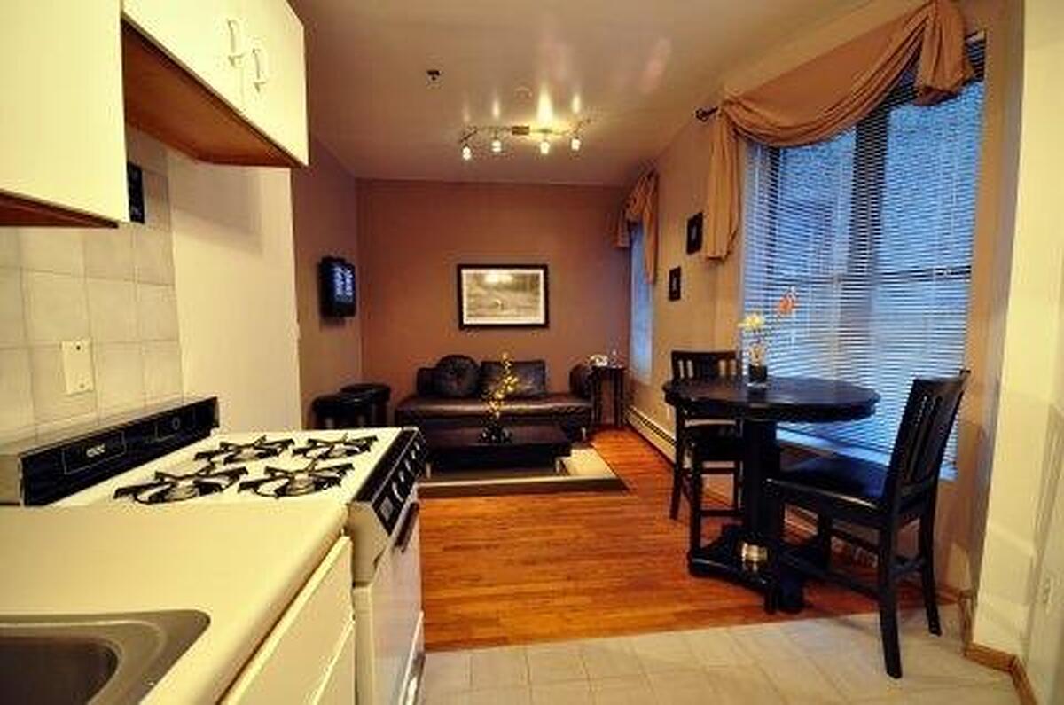 Off Soho Suites