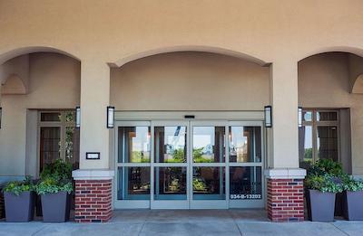 هموود سویتز بای هیلتون لکسینگتون