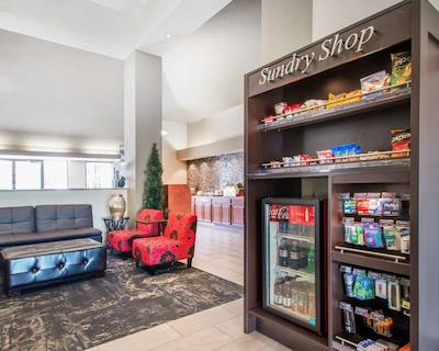 کلارین این اند سویتز