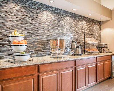 کلارین این اند سویتز