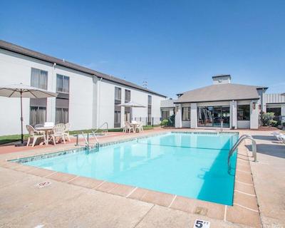 کلارین این اند سویتز