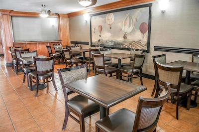 کمفرت سویتز نرد آلبوکرک بالون فیستا پارک