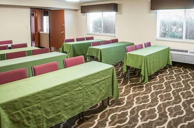 کمفرت سویتز نرد آلبوکرک بالون فیستا پارک