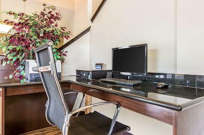 اکنو لج این اند سویتز