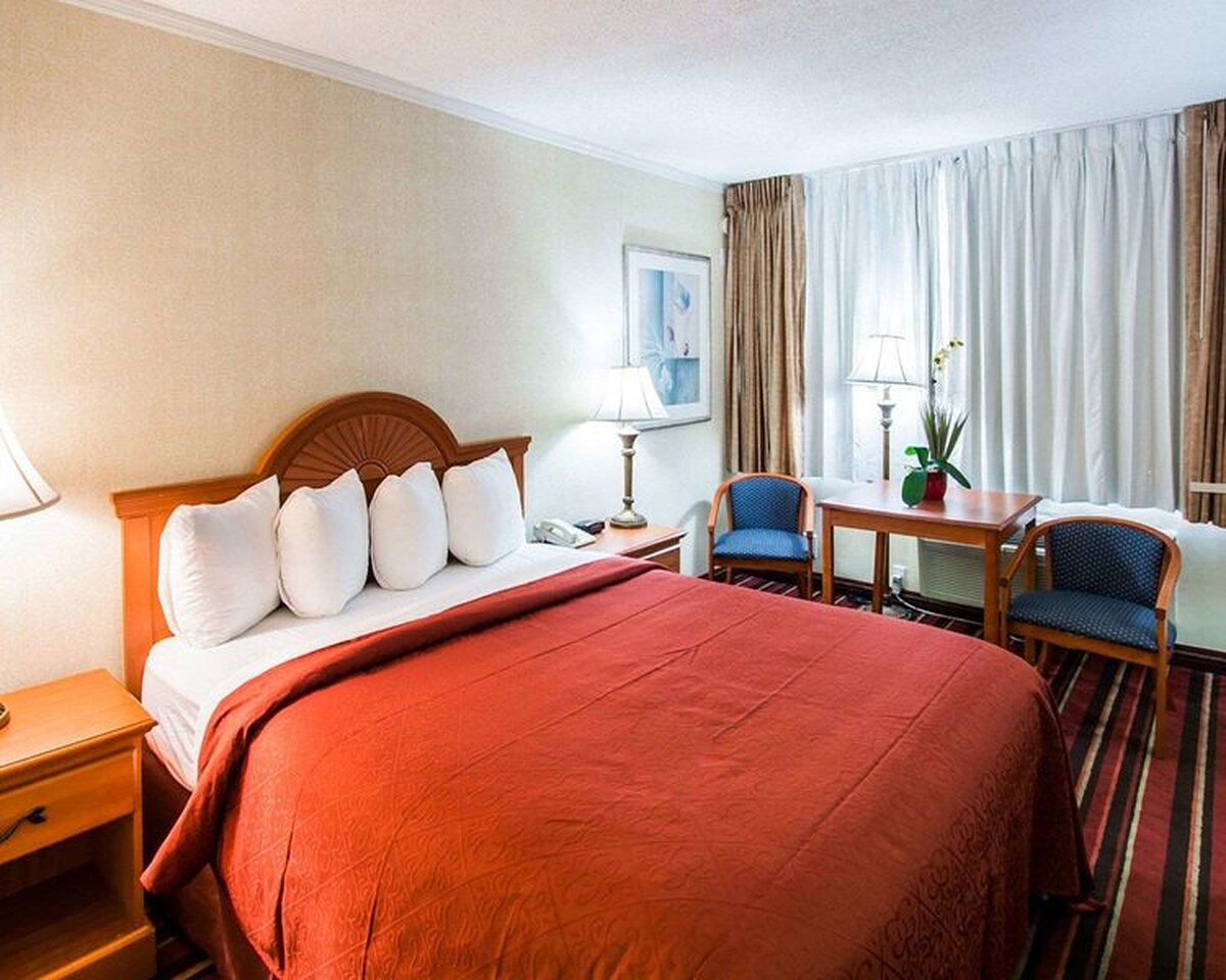 Quality Inn South at The Falls