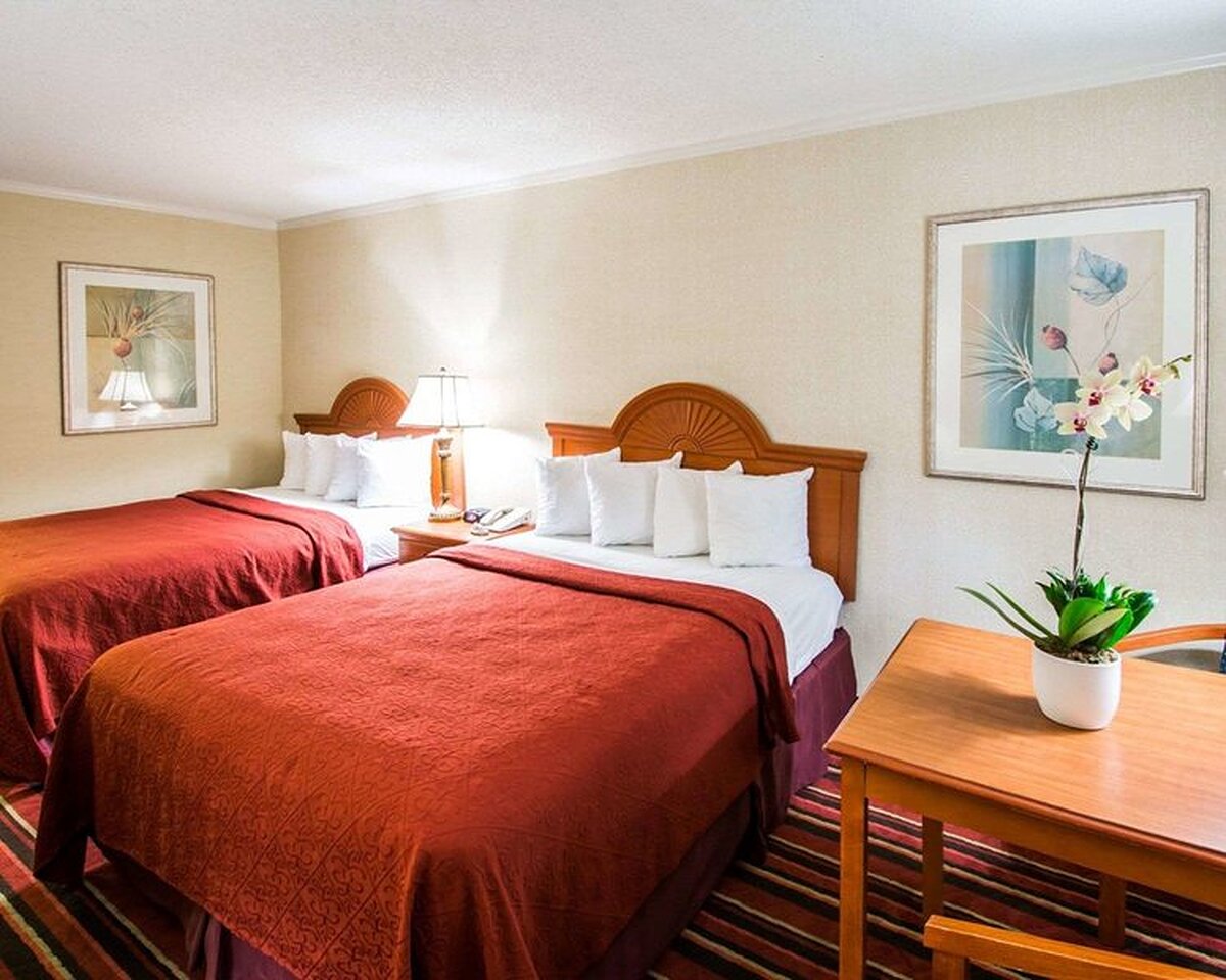 Quality Inn South at The Falls