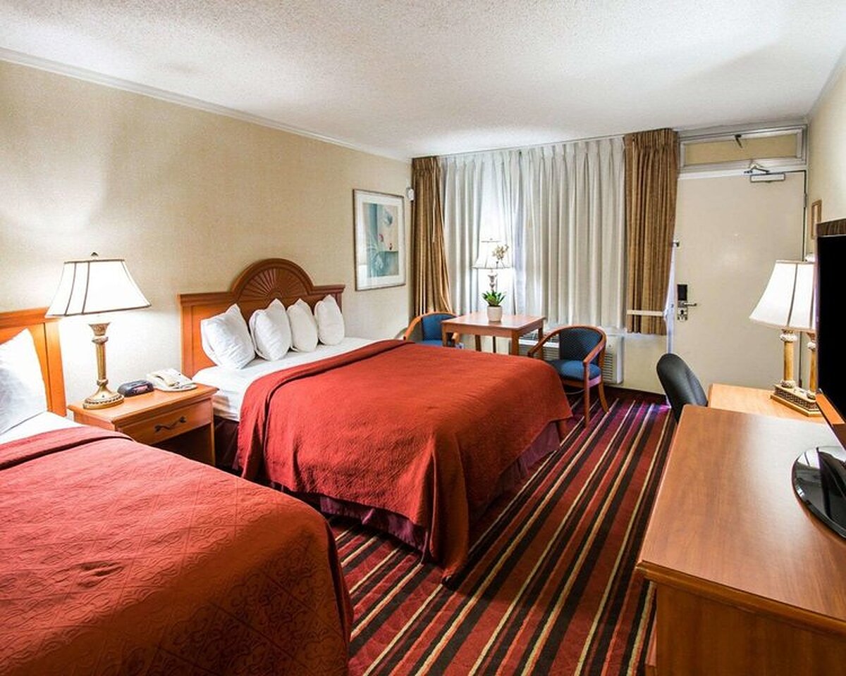 Quality Inn South at The Falls
