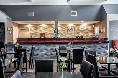 کوالیتی این دونکان اسپارتانبورگ وست