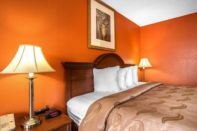 کوالیتی این دونکان اسپارتانبورگ وست