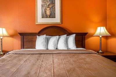 کوالیتی این دونکان اسپارتانبورگ وست