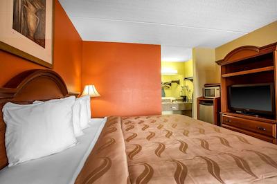 کوالیتی این دونکان اسپارتانبورگ وست