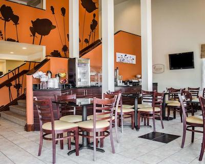 اسلیپ این نیر بوش گاردنز-وسف