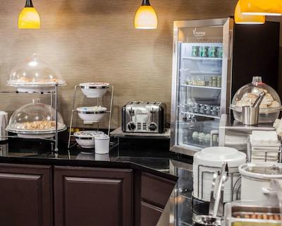 اسلیپ این اند سویتز