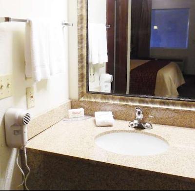 رد روف این اند سویتز اُکلاهما سیتی اسودوست