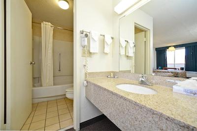 امریکاز بست والو این-اُکلاهما سیتی / ای-35 نرد