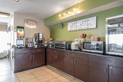 اسلیپ این آیرپرت