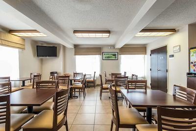 اسلیپ این آیرپرت