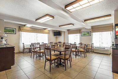 اسلیپ این آیرپرت