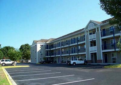 است سویتز اُف امریکا اُرانج پارک