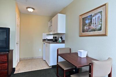 است سویتز اُف امریکا اُرانج پارک