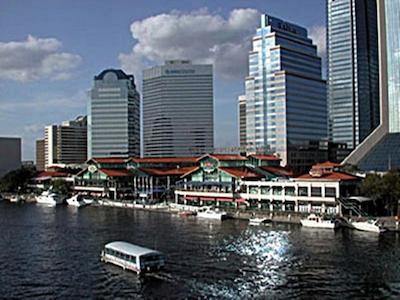 است سویتز اُف امریکا اُرانج پارک