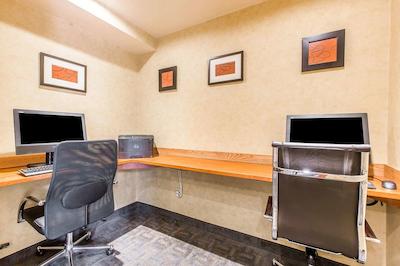 ازول این اند سویتز سان دیگو