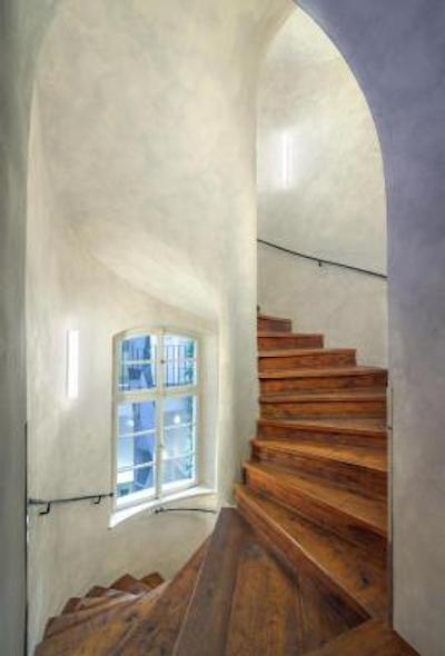 هتل گولدن استار