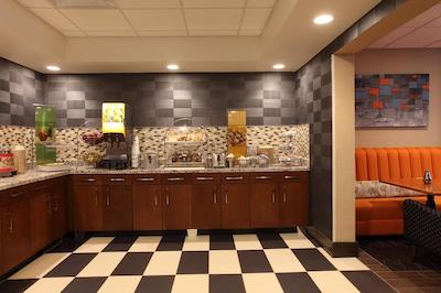 هامپتون این اوبورن