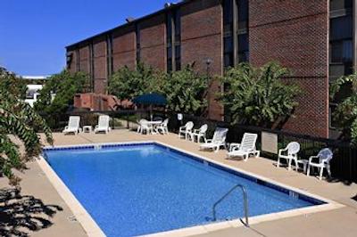 هامپتون این اوبورن