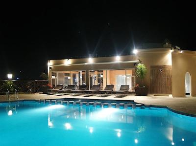 ایمپریال پلازا