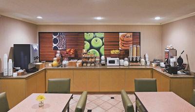 لا کوینتا این اند سویتز هوستون نردوست