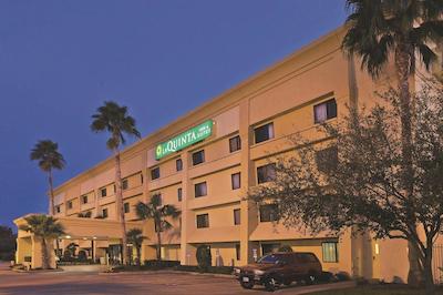 لا کوینتا این اند سویتز هوستون نردوست