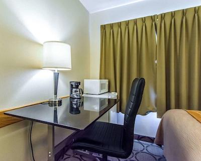 کمفرت این سودبوری ایست