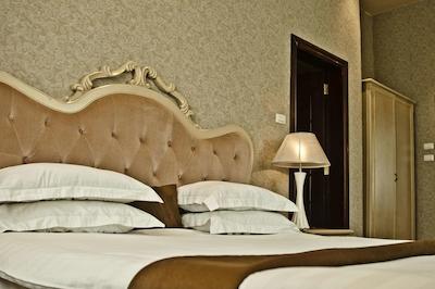 امباسادر هتل