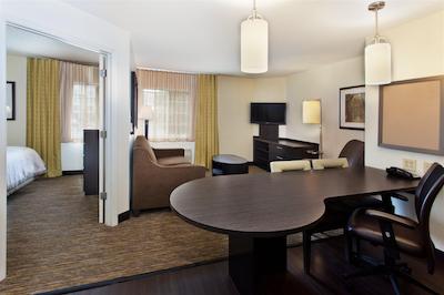 کاندلوود سویتز هونتسویل