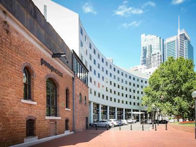 نوتل اسیدنی دارلینگ اسکوار هتل