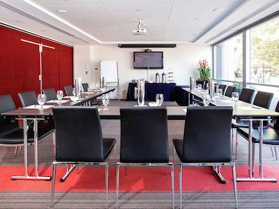 نوتل اسیدنی دارلینگ اسکوار هتل