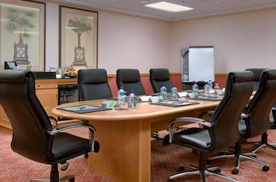 هیلتون ایندیاناپلیز هتل اند سویتز